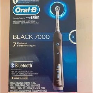 Brand new series 7 oral B electric toothbrush